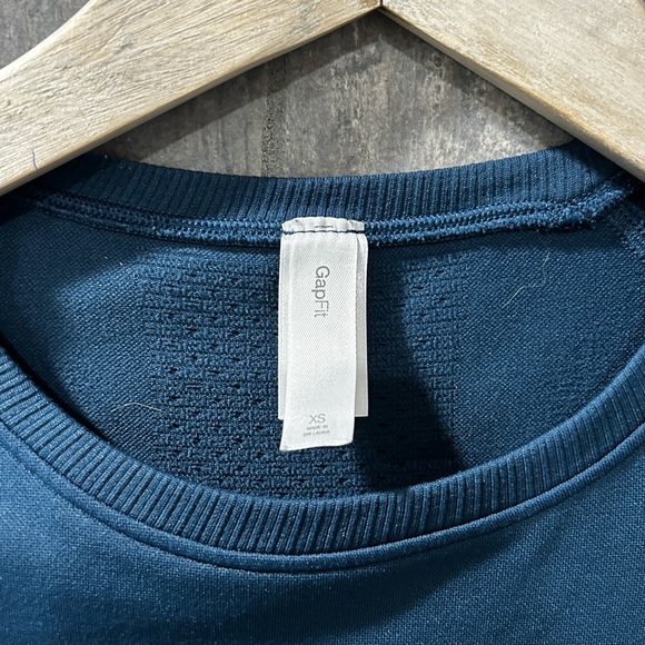 XS - Gapfit Motion Long Sleeve Teal Workout Top - Picture 4 of 4